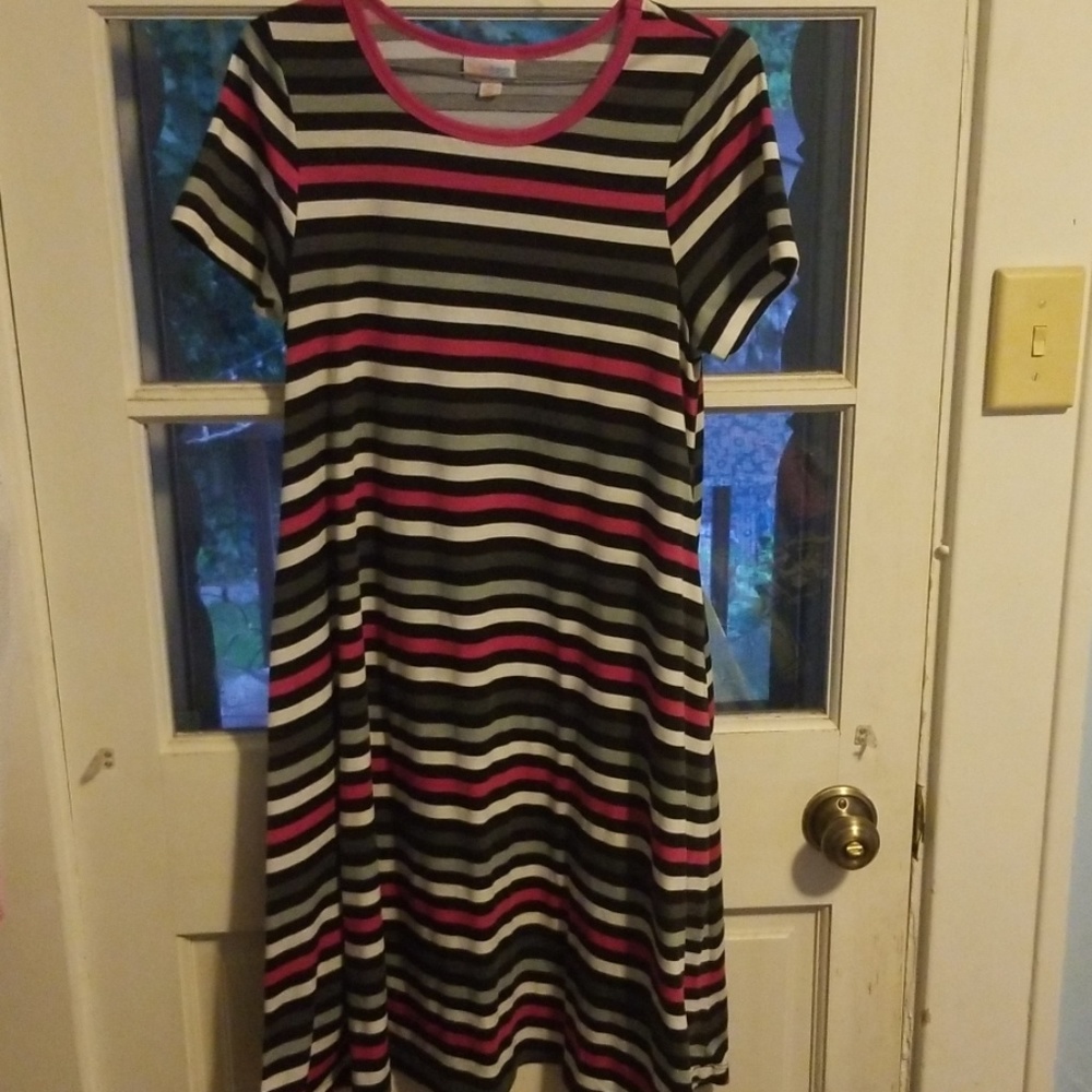LuLaRoe Jessie dress w/pockets